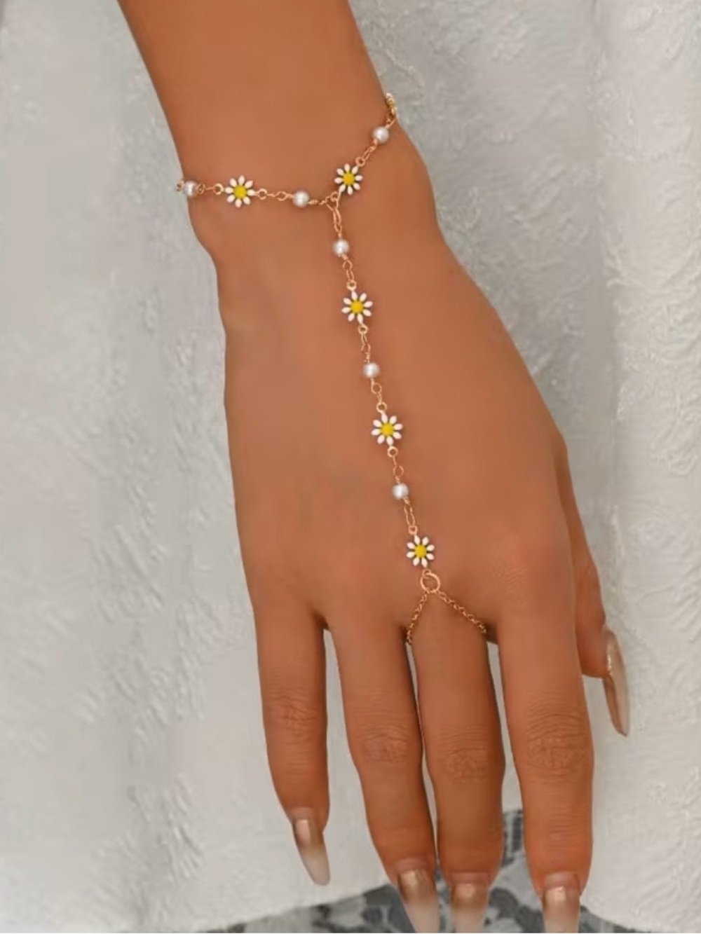 Daisy Chain Gold Hand Harness with White Pearls - Yellow Daisy Accent NWT